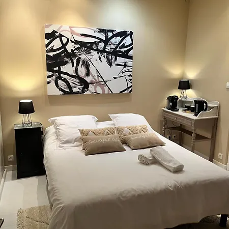 Aux 138 Konukevi Carcassonne