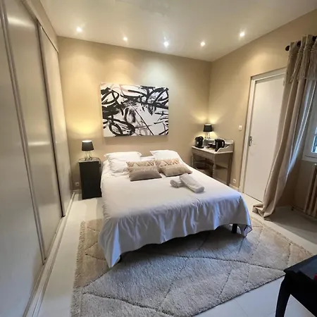 Penzion Aux 138 Carcassonne